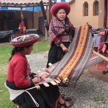 Peruvian-textiles-chinchero-boho-fabrics