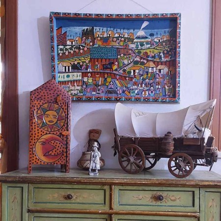 Sustainable-Fashion-LaMamitas-real-home-with-natural-background Sustainable-Fashion-LaMamitas-real-home-with-natural-background