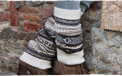 Wool leg warmers: Impossible not to have them!