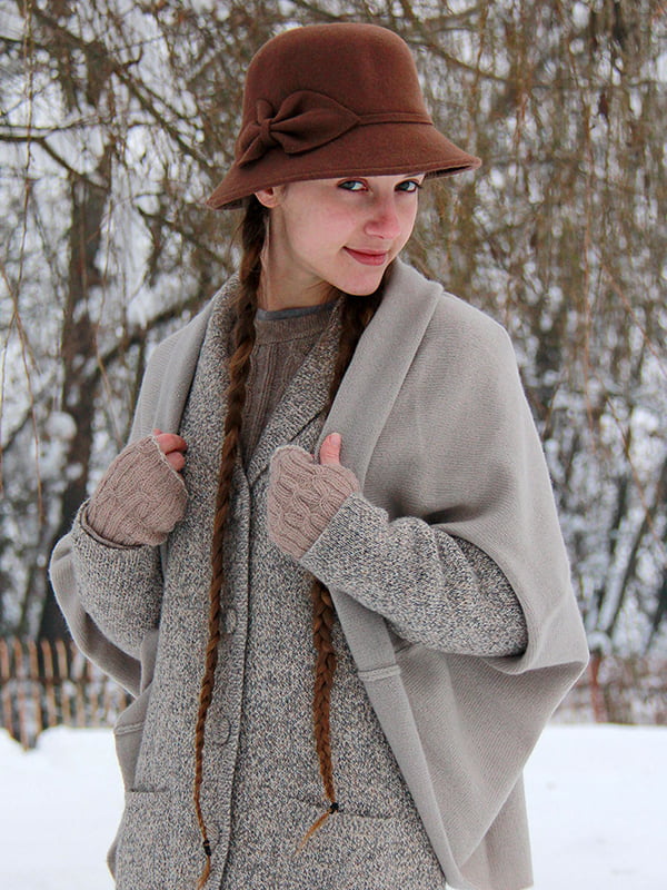 Cloche hat for womens