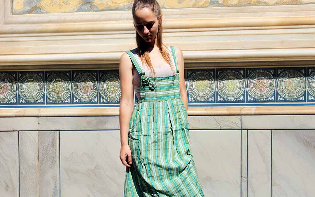 Women’s Pinafore Dress: an Incredible Beauty and Comfort