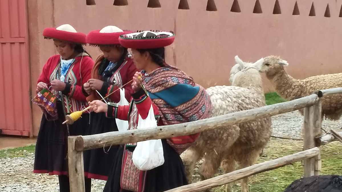 Ponchos and Peruvian Artisans