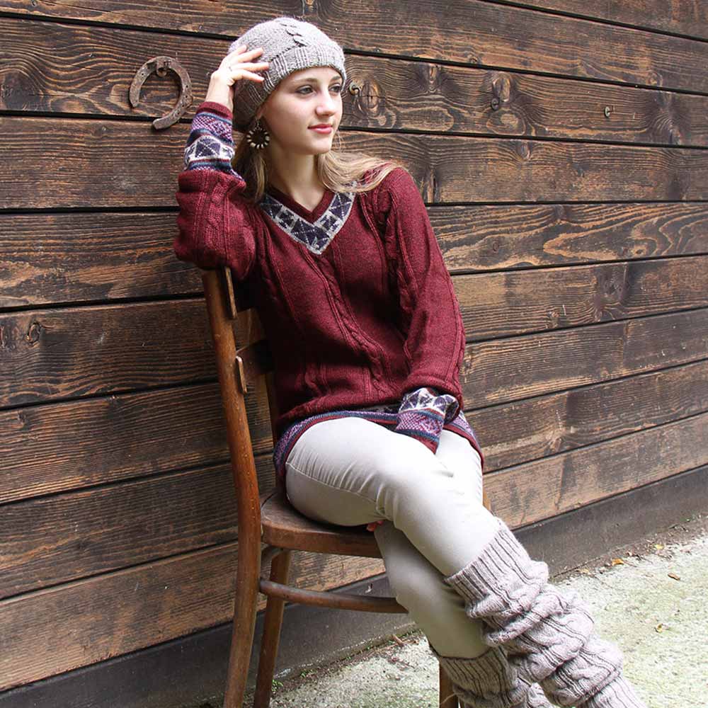 Alpaca knitwear: Tina women’s jumper with 3/10 yarn Womens Tina alpaca jumper made with single 3/10 yarn
